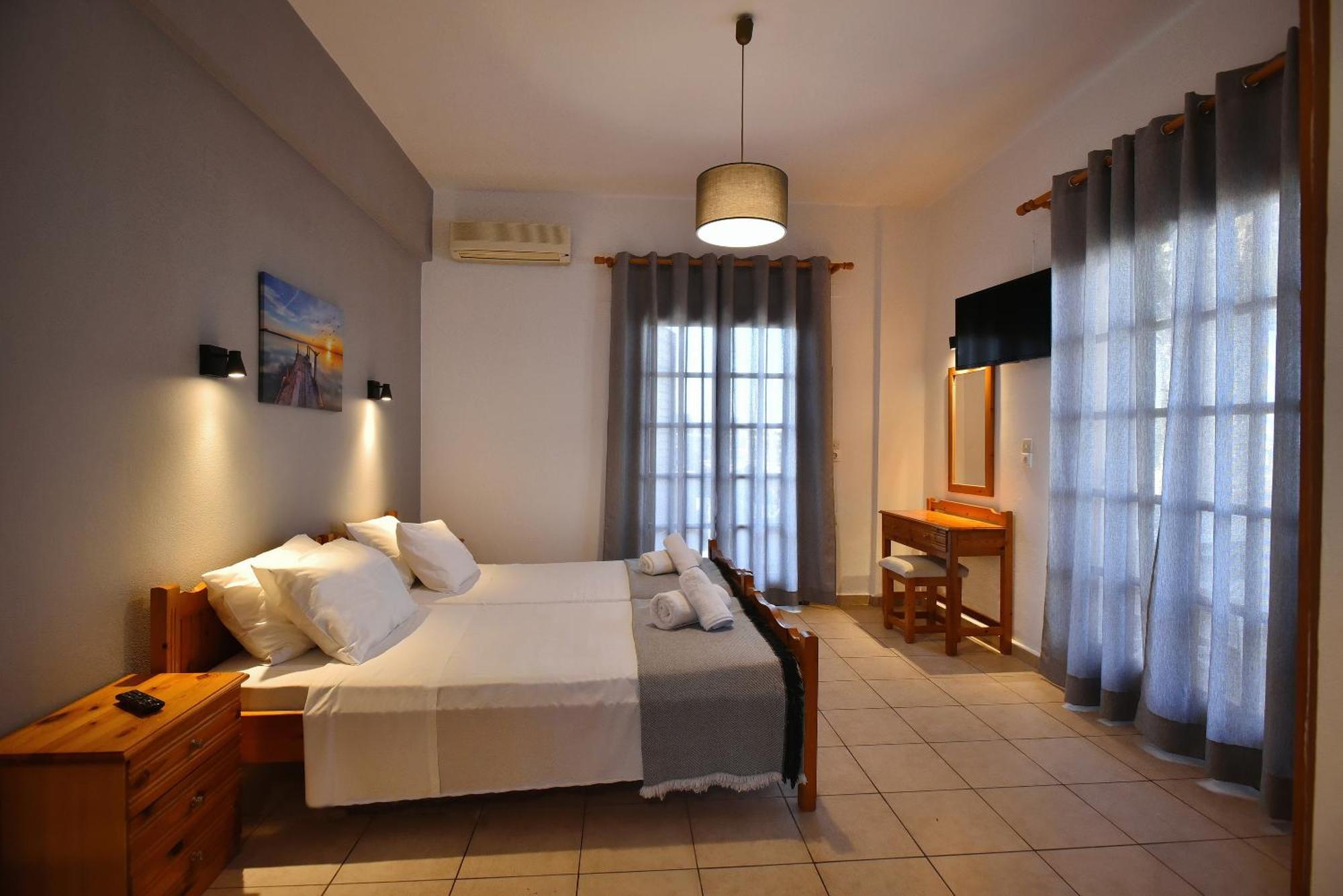 Mari Evans Apartments Kato Gouves Екстер'єр фото